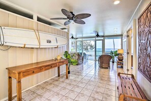House (2 Bedrooms) | Interior - Bright & Airy Beach House w/ Oceanfront Views (Kailua-Kona)