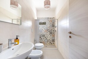 Apartment | Bathroom - 3335 Podere Li Noci by Barbarhouse (Melendugno)