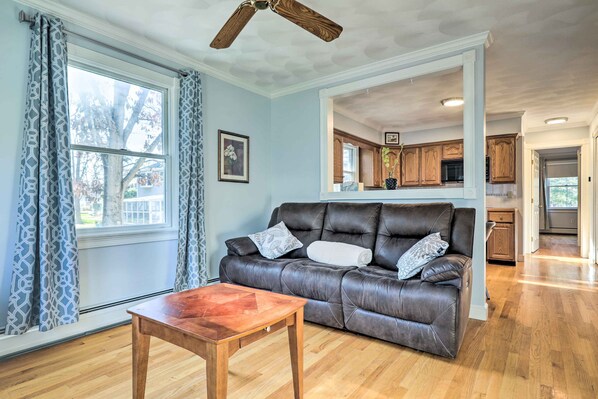 Apartment (1 Bedroom) | Interior - 7 Mi to Downtown Providence: Quiet Apt in Seekonk (Seekonk)