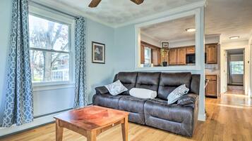 Apartment (1 Bedroom) | Interior