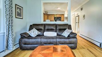 Apartment (1 Bedroom) | Interior