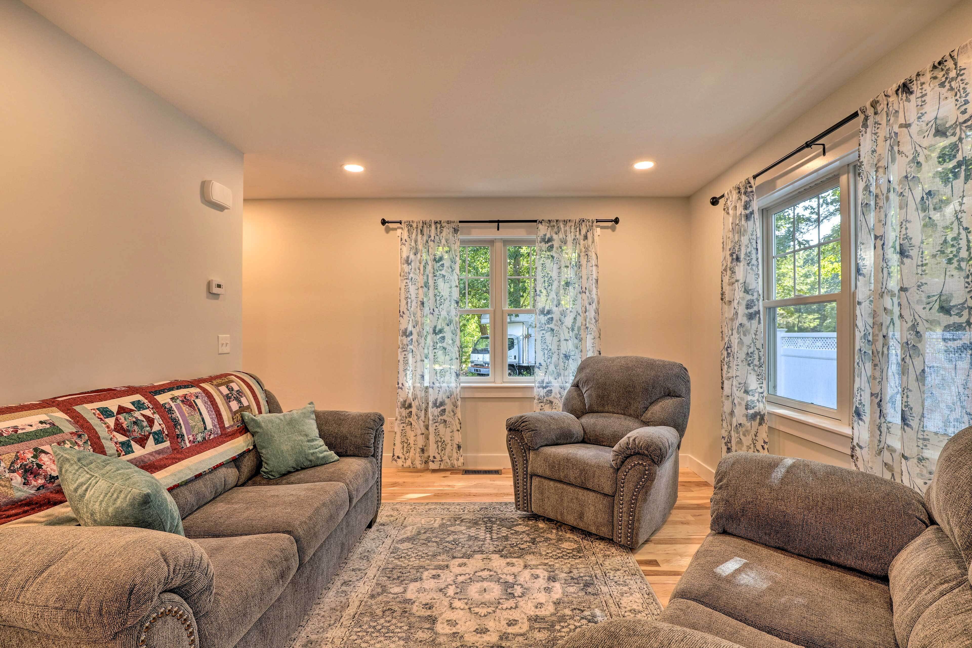 House (2 Bedrooms) | Interior