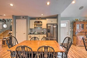 House (3 Bedrooms) | Interior - Charming Retreat ~ 1 Mi to Ossipee Lake Marina! (Center Ossipee)