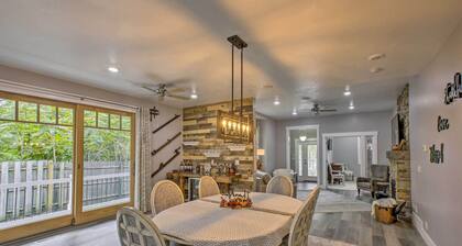 < 1 Mi to Dtwn Ludington: Bright Lower-level Unit