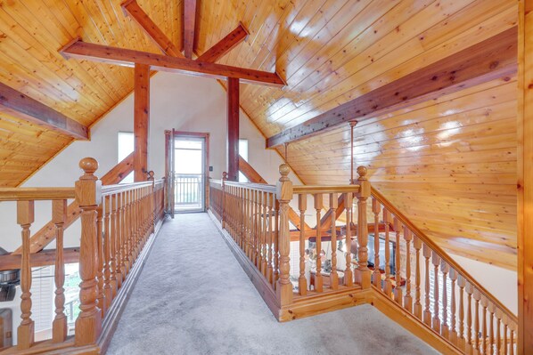 Interior - Pet-friendly Canyon Lake Cabin, 1 Mi to Water! (Canyon Lake)