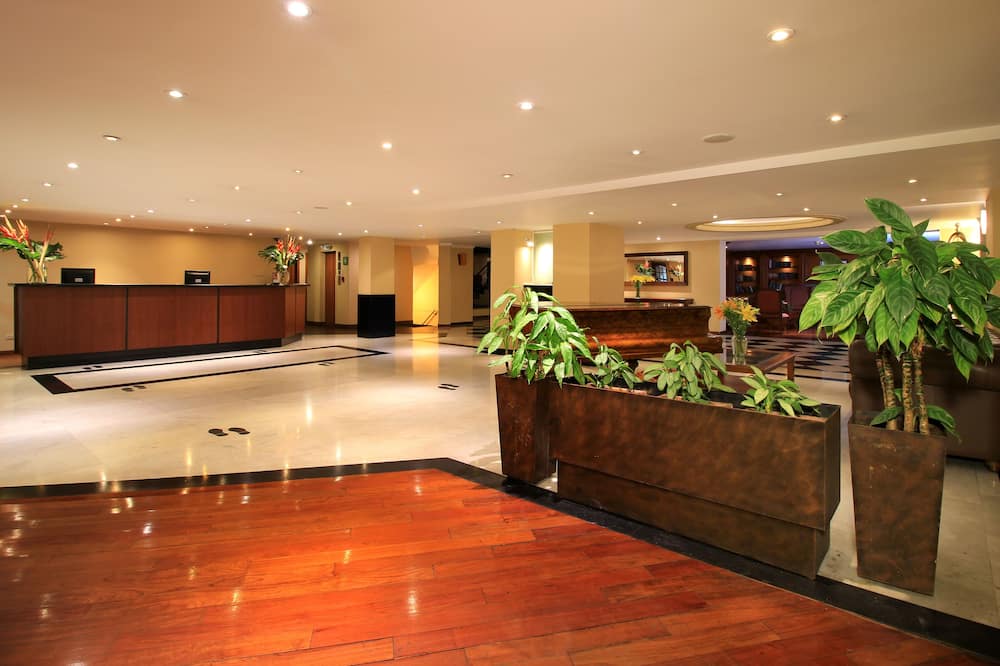 Hotel Windsor House Inn By GEH Suites