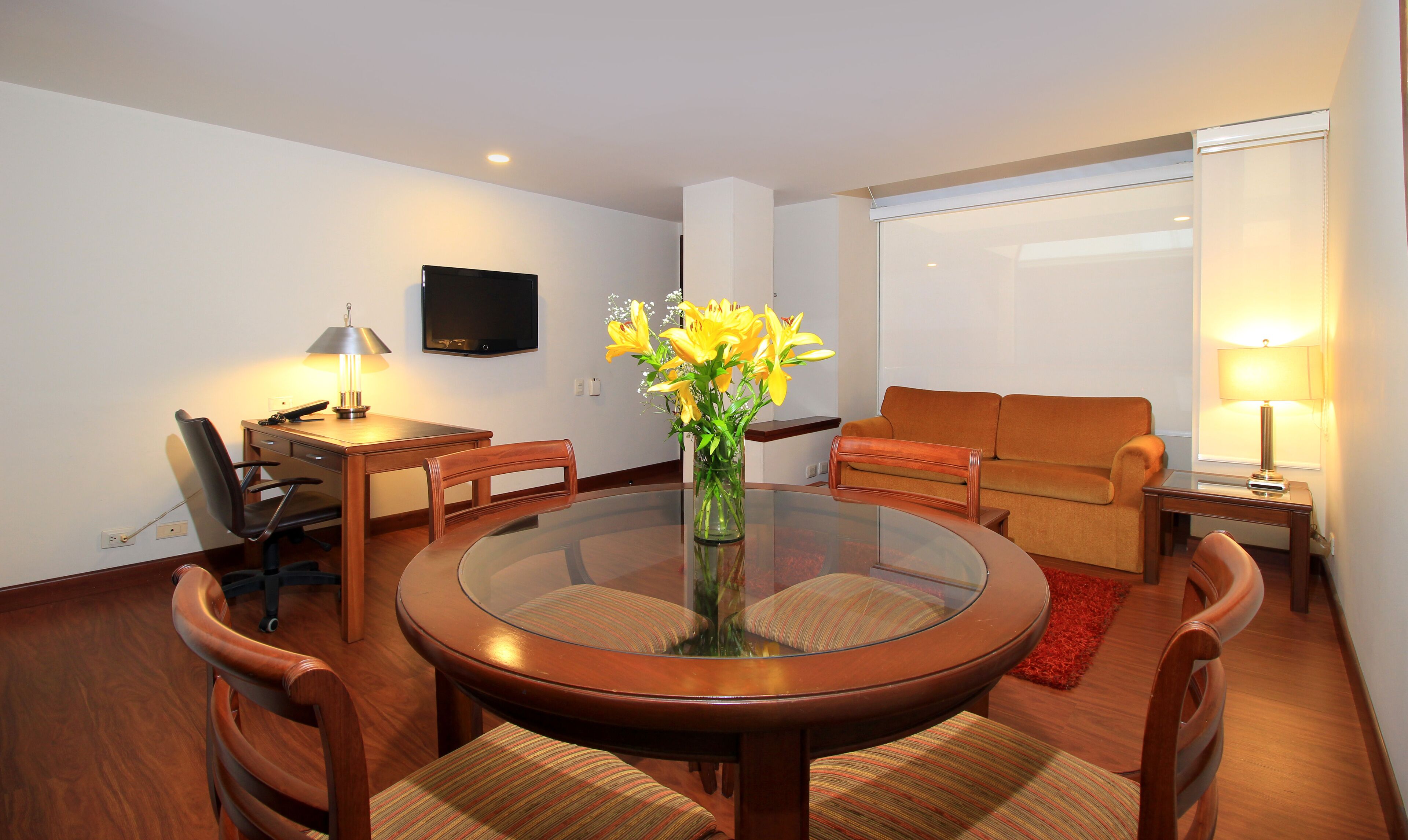 Foto - Windsor House Inn By Geh Suites