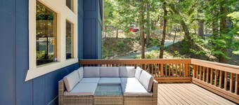 Twin Peaks Cabin < 4 Mi to Lake Arrowhead!