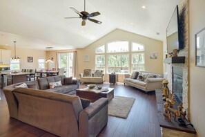 Nhà (4 Bedrooms) | Nội thất