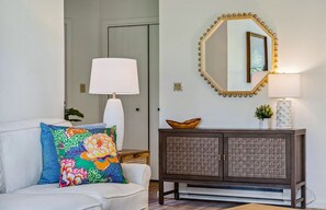 TV, fireplace, offices - Beautiful Golf Course Views, 3BR - Coach Road 13B (Quechee)