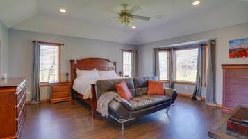 6 Schlafzimmer, Schreibtisch, Reisekinderbett, Internetzugang