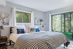 2 bedrooms, iron/ironing board, WiFi, bed sheets - VT-Style Saltbox Designed Condo - Mill Run 5E (Quechee)