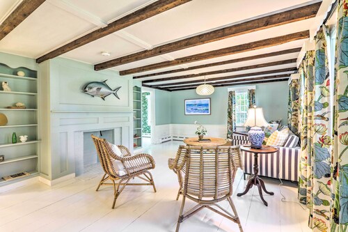 Walkable Dennis Cottage: 'the Blue Scallop'