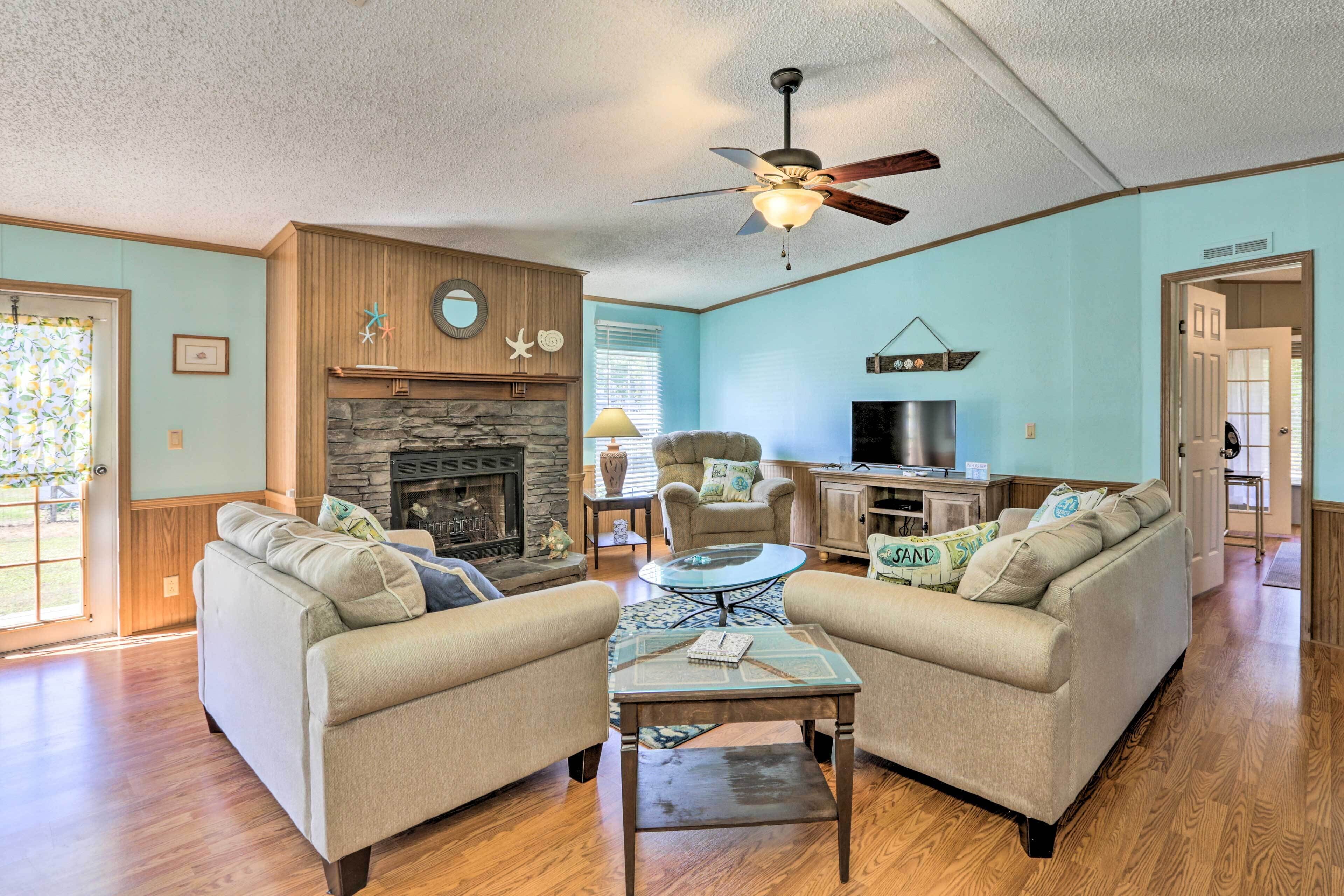 House (3 Bedrooms) | Front of property