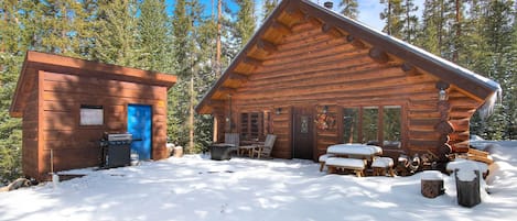 House (2 Bedrooms) | Exterior