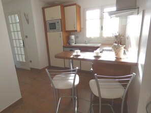 Mikrowelle, Geschirrspüler