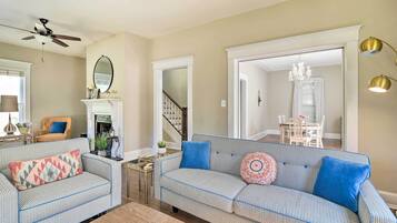 House (4 Bedrooms) | Interior