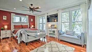 House (5 Bedrooms) | Interior