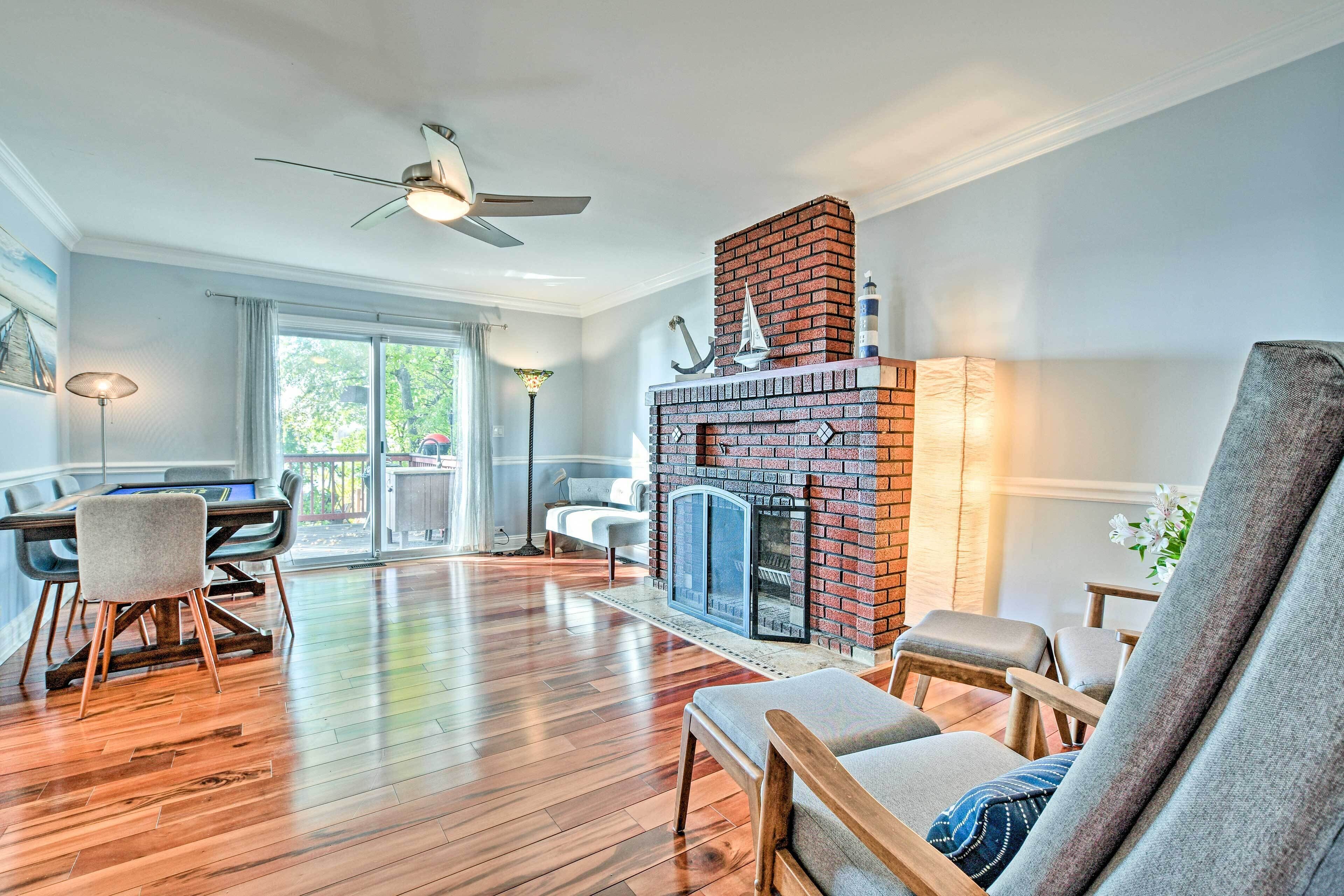 House (5 Bedrooms) | Interior