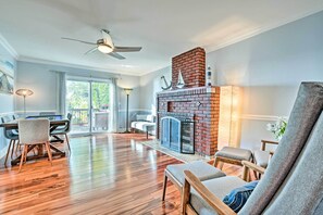 House (5 Bedrooms) | Interior