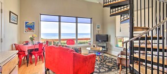 Oceanfront Cottage W/deck & Secluded Beach Access!