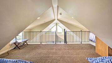 Cottage (2 Bedrooms) | Interior