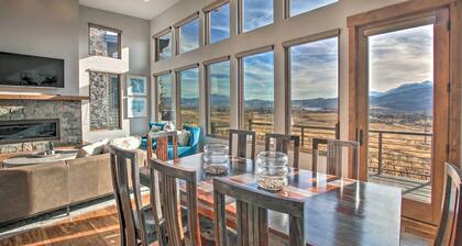 Modern Townhome w/ Mtn Views < 7 Mi to Ski Resorts