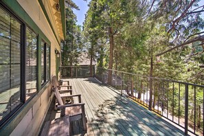 House (3 Bedrooms) | Interior - All-season Crestline Escape - 2 Mi to Lake! (Crestline)