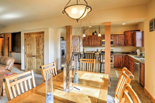 Interior - Chic Pagosa Springs Condo w/ Porch - Walk to Shops (Pagosa Springs)