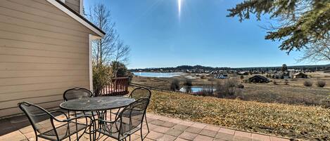 Lägenhet (2 Bedrooms) | Restaurang utomhus