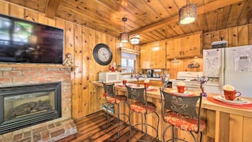 Rumah (2 Bedrooms) | Interior