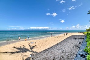 Apartment (1 Bedroom) | Interior - Cute Beachfront Condo w/ Lanai & Resort Pools (Kaanapali)