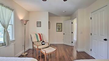 House (5 Bedrooms) | Interior