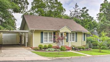Cottage (2 Bedrooms) | Interior