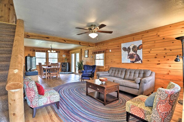 House (3 Bedrooms) | Interior