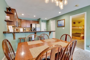 Apartment (2 Bedrooms) | Interior - Walk to Ski Lifts: Keystone Condo w/ Deck & Grill! (Keystone)