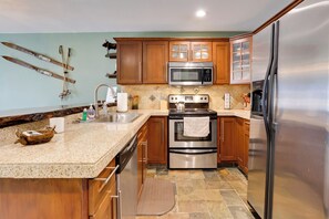 Interior - Walk to Ski Lifts: Keystone Condo w/ Deck & Grill! (Keystone)