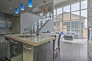 Interior - Luxe Brian Head Escape w/ Hot Tub & Mtn Views (Brian Head)