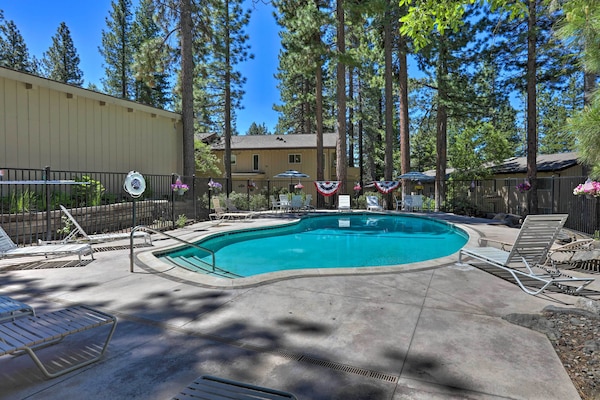 1 Mi To Diamond Peak Ski Resort: Condo W/ Pool - Incline Village