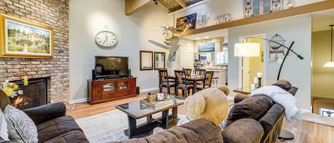 Apartment (3 Bedrooms) | Front of property