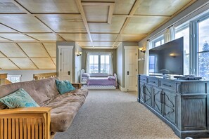 House (3 Bedrooms) | Interior - Granby Home: Stunning Mountain & Lake Views! (Granby)