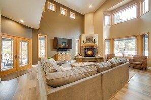 House (5 Bedrooms) | Interior - 4 Mi to Ski Mt Rose: Sleek Reno-lake Tahoe Home (Reno)