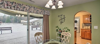 Packwood Getaway w/ Game Room, Grill & Patio