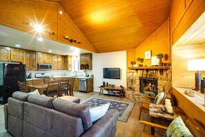 House (2 Bedrooms) | Interior - < 3 Mi to Lake: 'goldilodge' Big Bear Lake Cabin (Big Bear Lake)