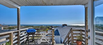 Fernandina Cottage w/ Deck + Direct Beach Access!