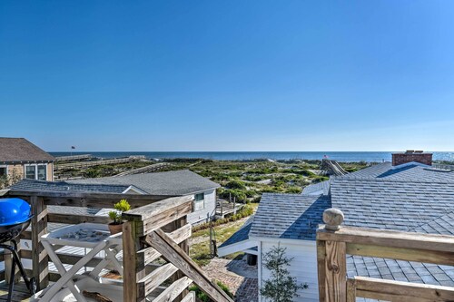 Fernandina Cottage w/ Deck + Direct Beach Access!