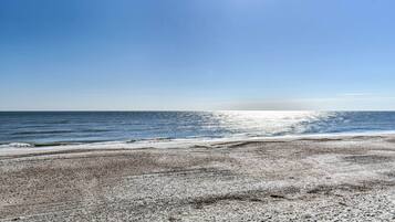 Cottage (2 Bedrooms) | Interior