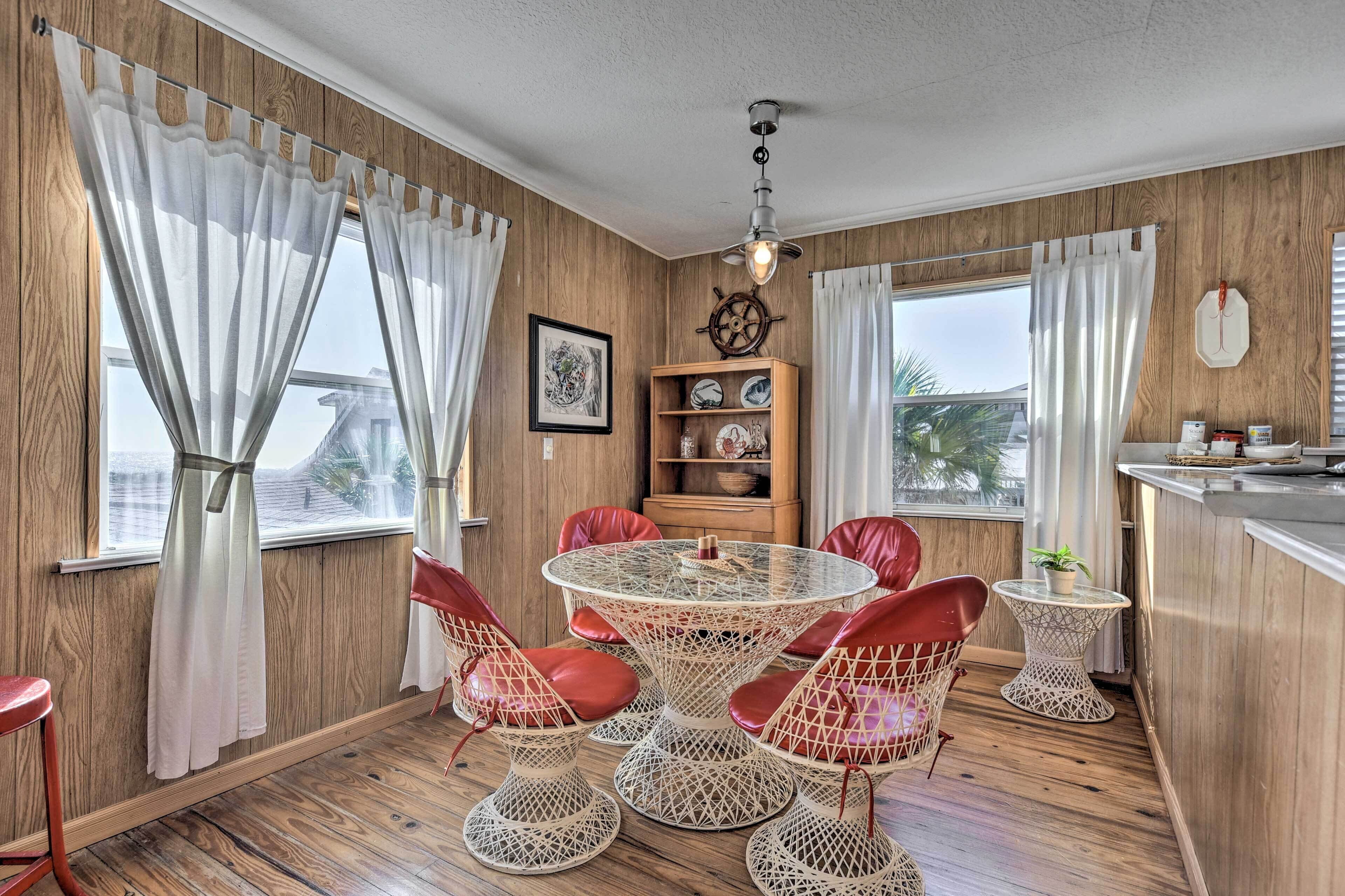 Cottage (2 Bedrooms) | Interior