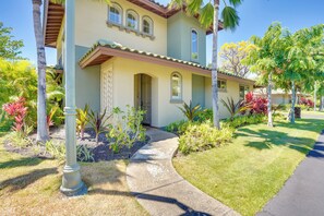 Apartment (2 Bedrooms) | Interior - Luxe Big Island Vacation Rental Along Kohala Coast (Kamuela)