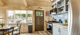 Beach Access & Dock: Little Traverse Lake Cottage!